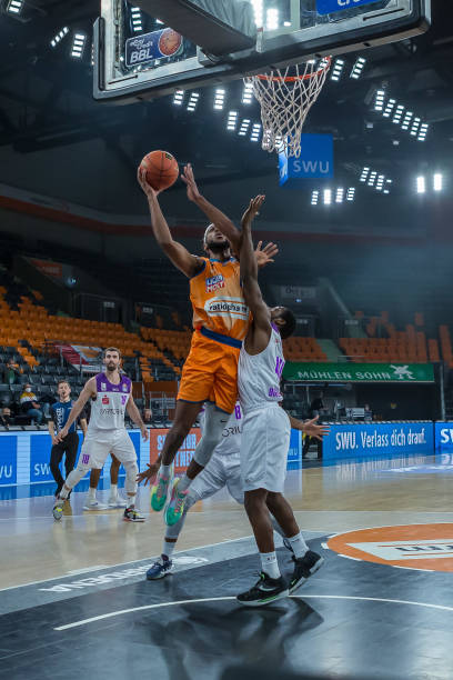 而纽卡斯尔 而纽卡斯尔