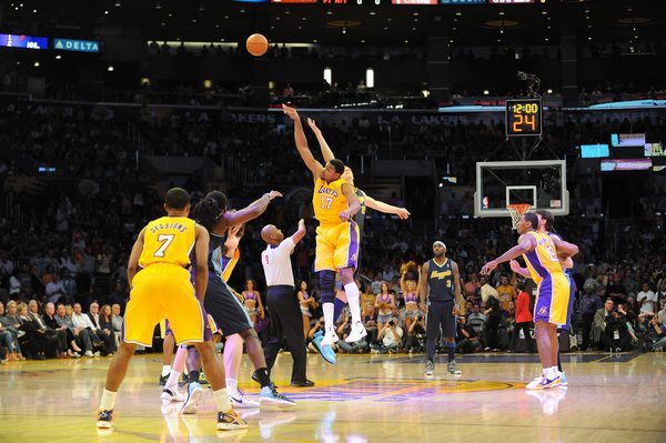 纽卡斯尔的 纽卡斯尔的