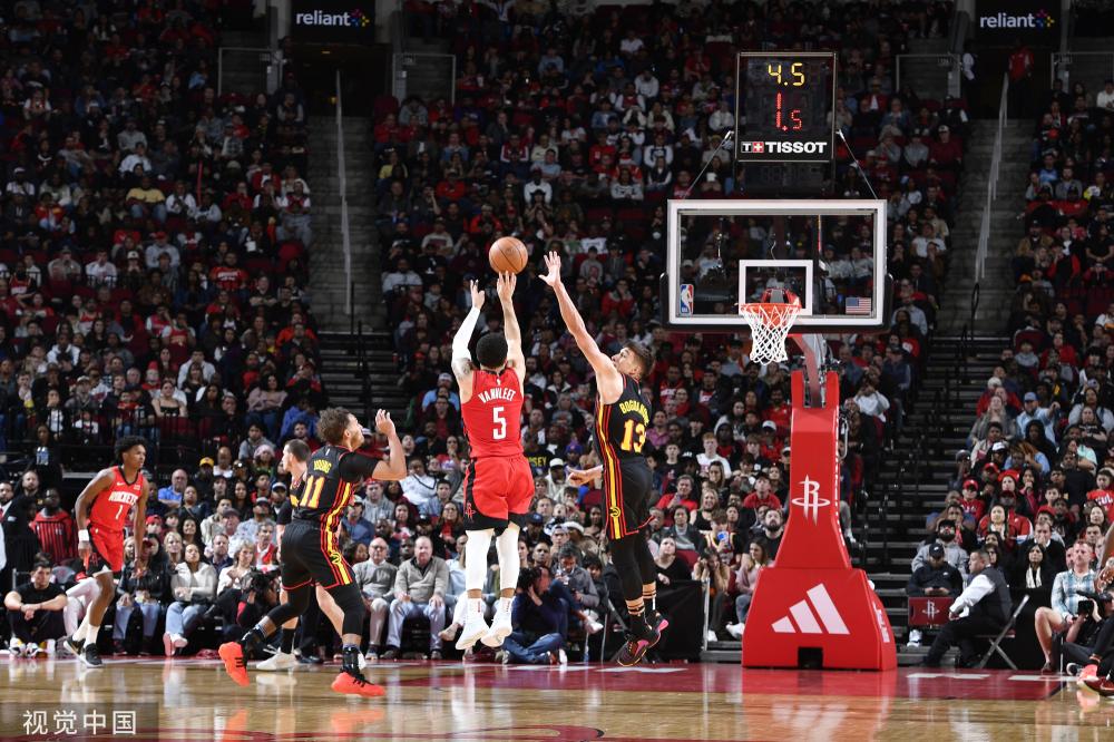 边锋得分 边锋得分