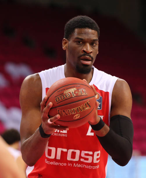 现出了出色 现出了出色